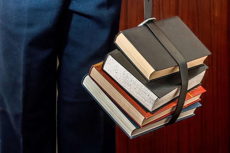 Bourses d’Études pour les Étudiants en Droit : Guide Complet 2025