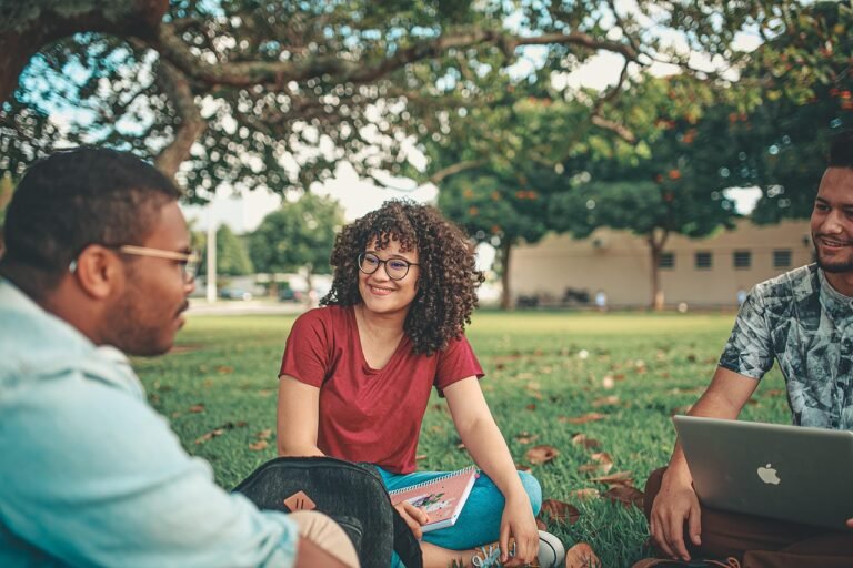 Bourses pour les Étudiants en École d’Ingénieurs : Guide Complet 2025